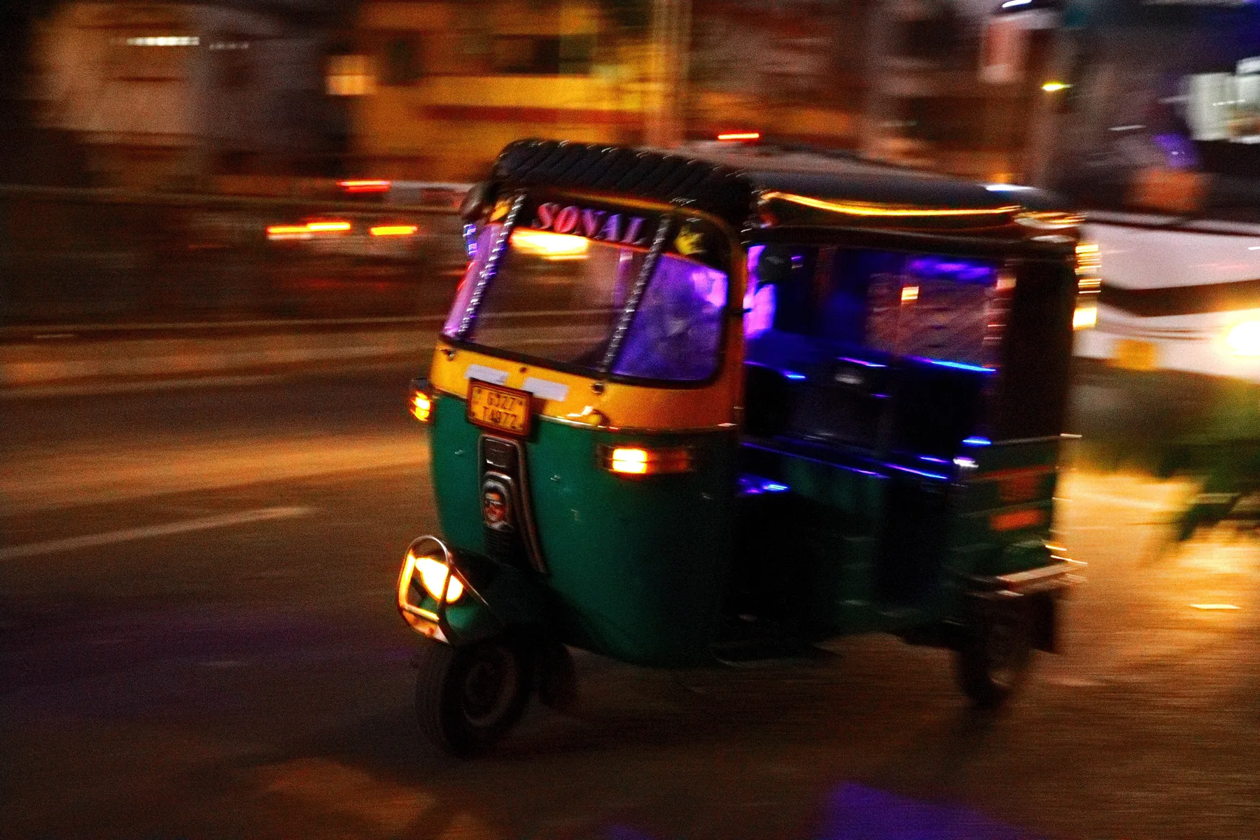 Extraordinary ordinary India — photograph by Telford Vice